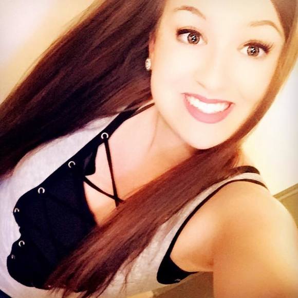 Meet your Posher, Haley - Picture 1 of 1